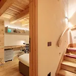 شقة Eden Blanc كوجن