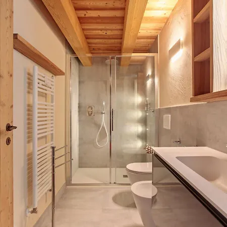 Eden Blanc Apartment
